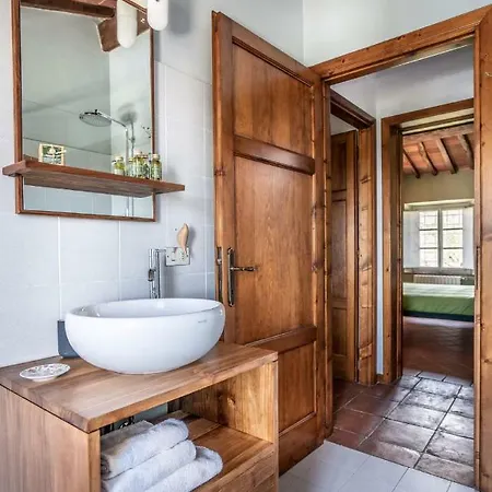 Apartament Con Magnifica Vista E Piscina Lukka